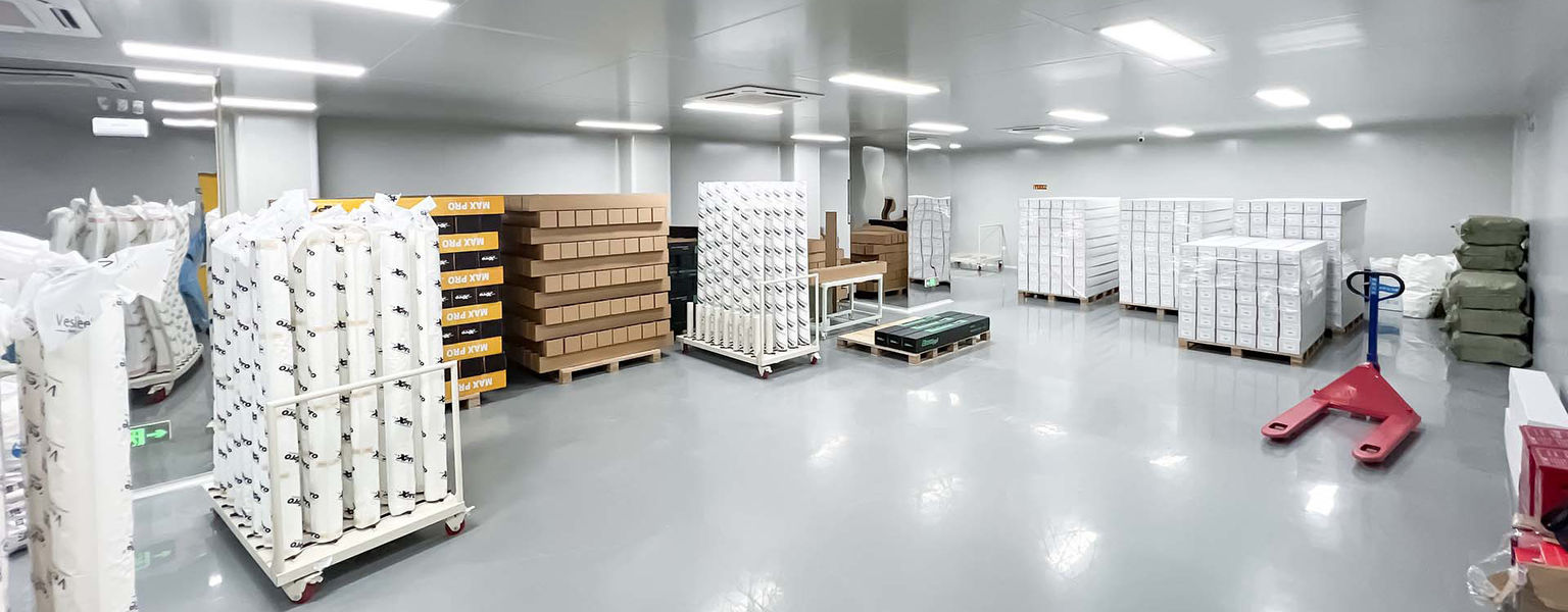 Guangzhou Goodcarway Window Film Co., Ltd. linea di produzione del fabbricante